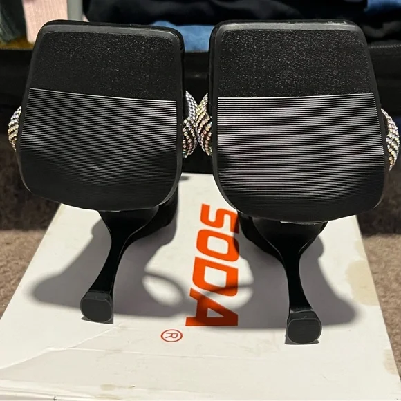 Soda Black and Silver Block Heel Sandals - Picture 5 of 5